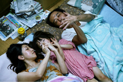 Shoplifters2